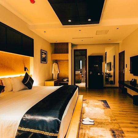 דאר א-סאלאם Blackwood Boutique Hotel And Apartments מראה חיצוני תמונה