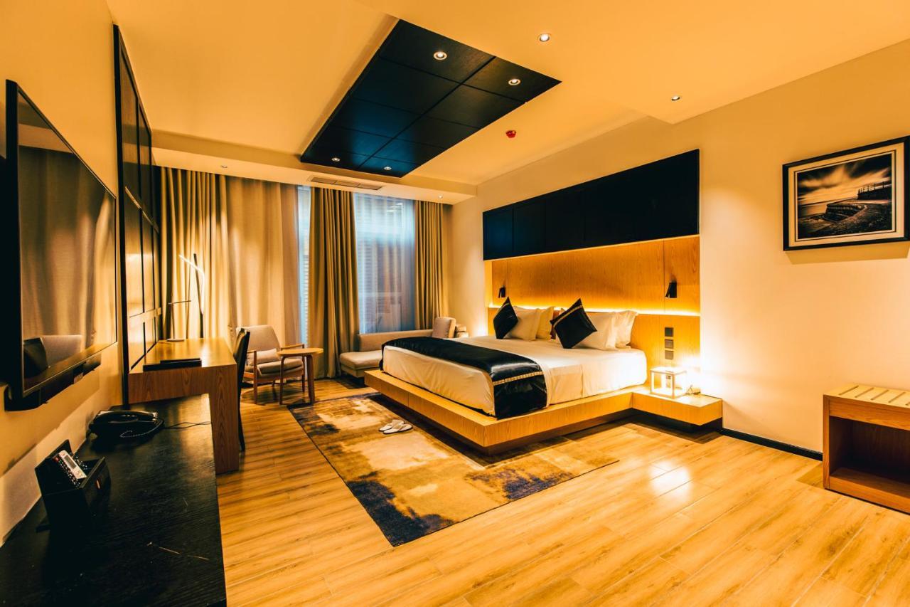 דאר א-סאלאם Blackwood Boutique Hotel And Apartments מראה חיצוני תמונה
