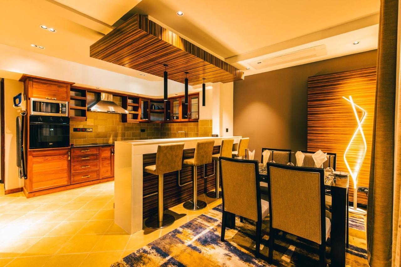 דאר א-סאלאם Blackwood Boutique Hotel And Apartments מראה חיצוני תמונה