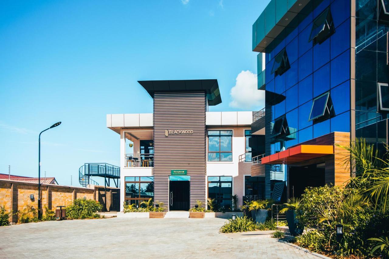 דאר א-סאלאם Blackwood Boutique Hotel And Apartments מראה חיצוני תמונה